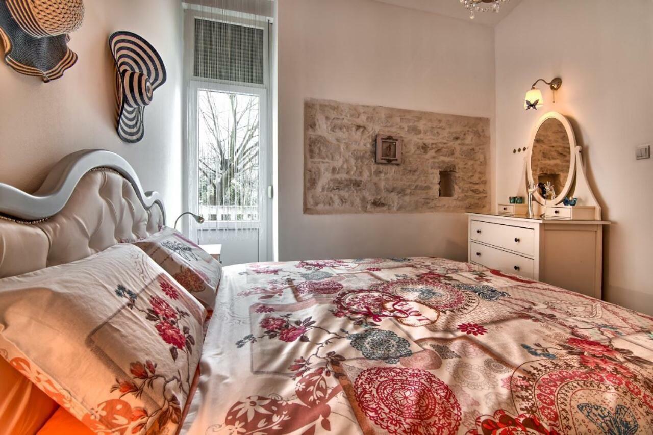 Appartement Luxury With Sea View à Pula Extérieur photo